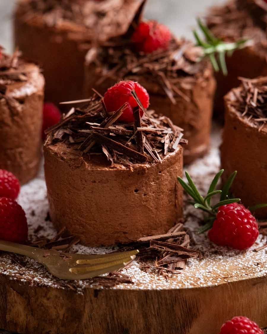 Mini Chocolate Cakes: Perfect for Gifting, Date Nights, & More